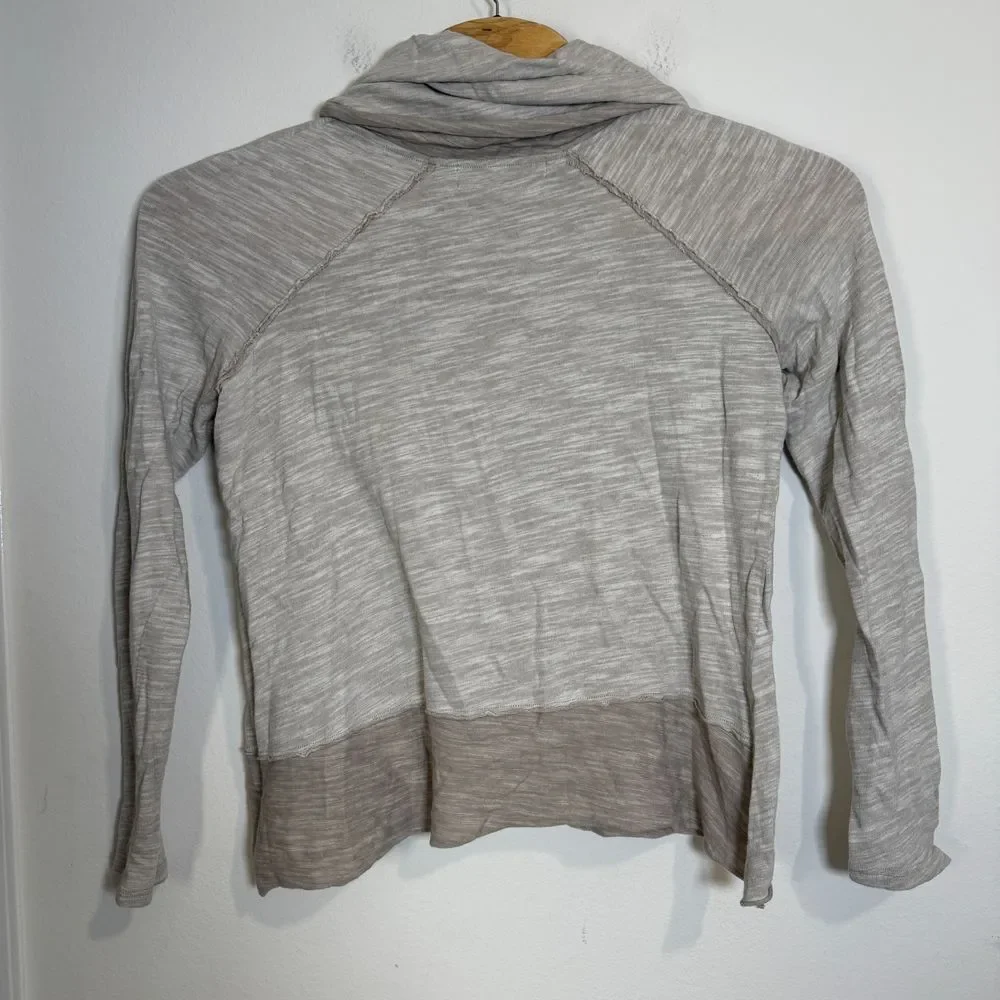 FP Beach Cowl Neck‎ Pullover Top Long Sleeve Comfy Casual Heathered Gray OS - Picture 4 of 7
